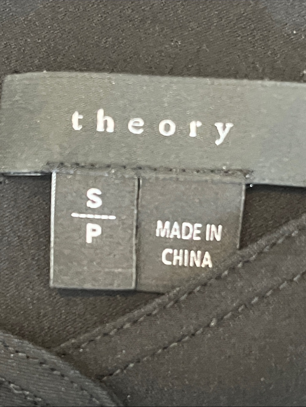 Theory Navy & Black Silk Hidden Placket Blouse Size Small - Picture 8 of 8